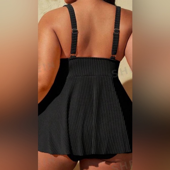 Swim Plus Size Women's Solid Color Daily Swimwear Tankini Set, Bathing Suit - Picture 3 of 6